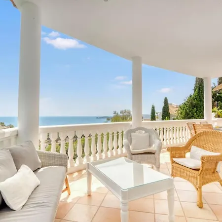 Exclusive With Panoramic Sea Views Jávea