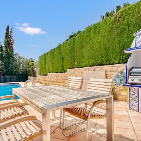 Exclusive With Panoramic Sea Views *