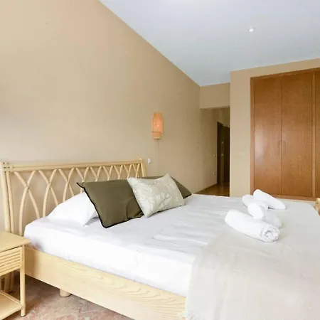 Exclusive With Panoramic Sea Views *