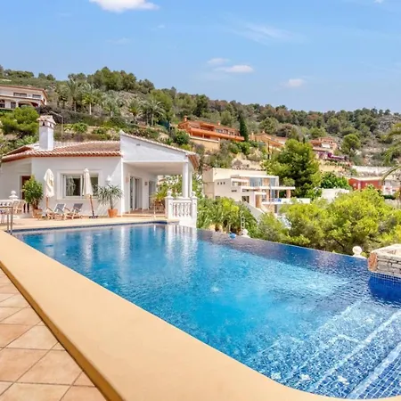 Exclusive With Panoramic Sea Views Jávea