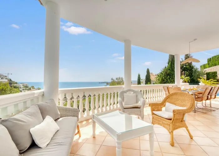 Exclusive With Panoramic Sea Views Jávea
