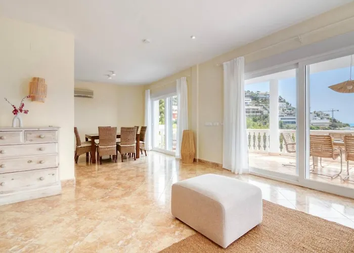 Exclusive With Panoramic Sea Views בית נופש *