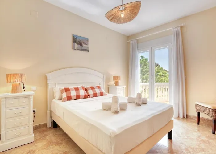 בית נופש Exclusive With Panoramic Sea Views *