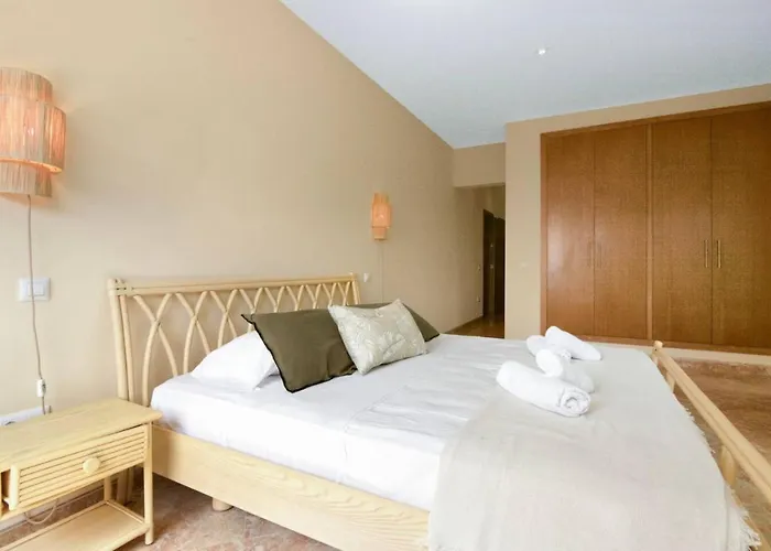 Exclusive With Panoramic Sea Views *