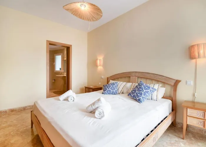 בית נופש Exclusive With Panoramic Sea Views