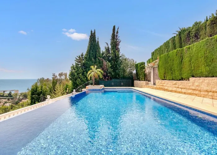 Exclusive With Panoramic Sea Views בית נופש